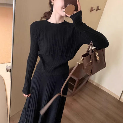 Robe en tricot élégante pour femmes avec des détails plissés Chic und Stil
