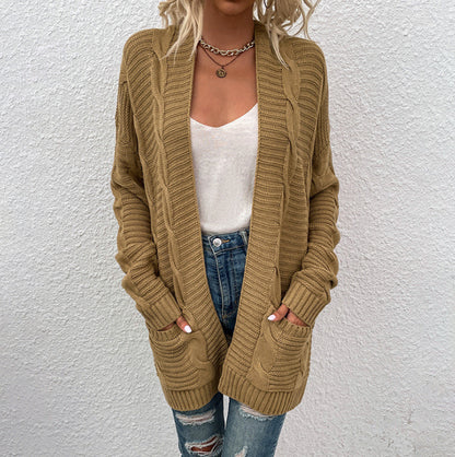 Cardigan en tricot pour femmes avec poches et surface texturée Chic und Stil