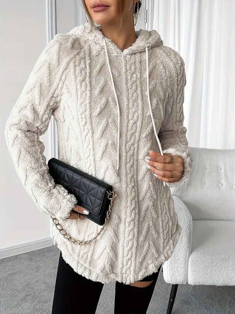 Dames Pull à capuche en peluche avec design en tresses Chic und Stil