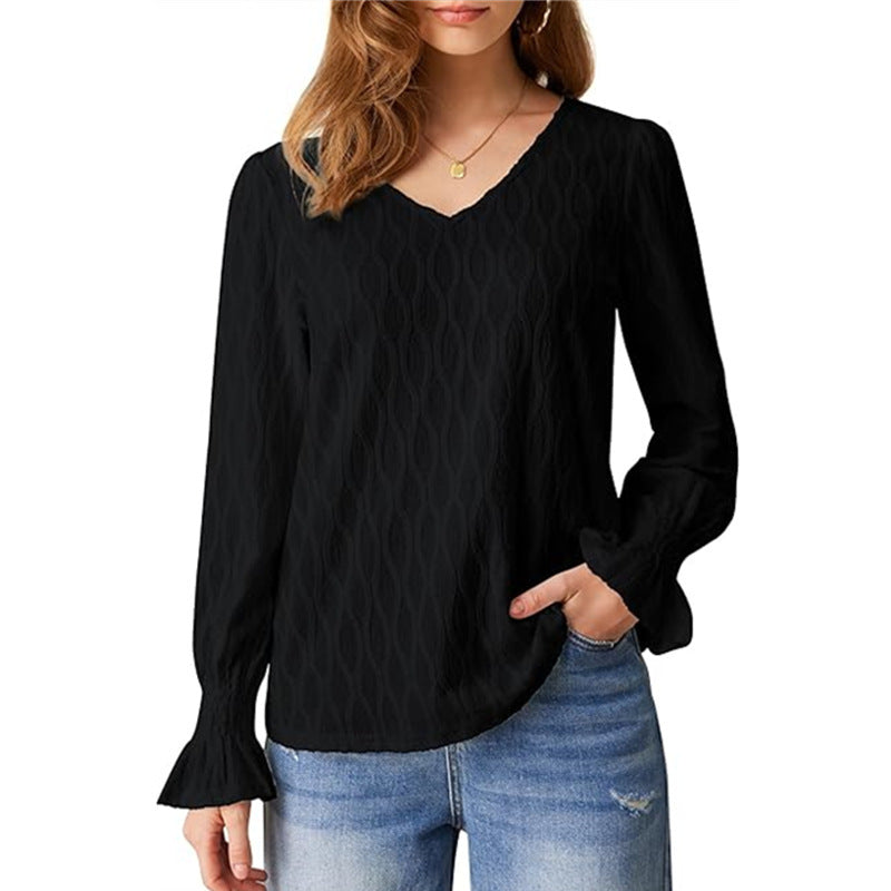 Blouse femme élégante à col en V avec des détails de volants raffinés Chic und Stil