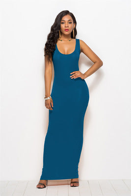 Femmes Robe maxi élégante et ajustée avec un décolleté rond profond Chic und Stil