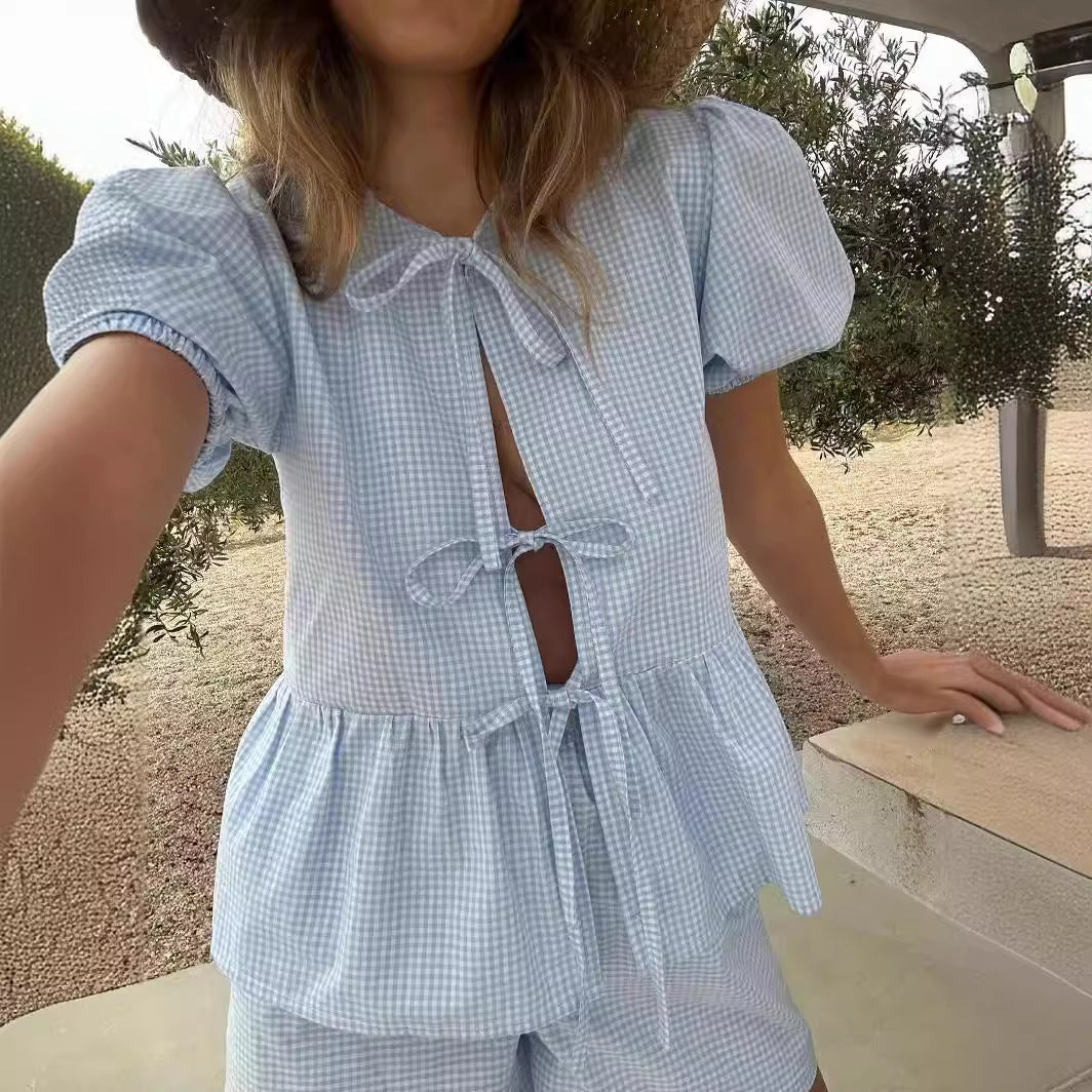 Chemisier à manches courtes pour femmes avec détails froncés et liens Chic und Stil