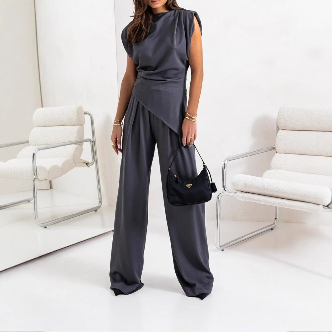 Pantalon de costume doux pour femme avec coupe asymétrique Chic und Stil