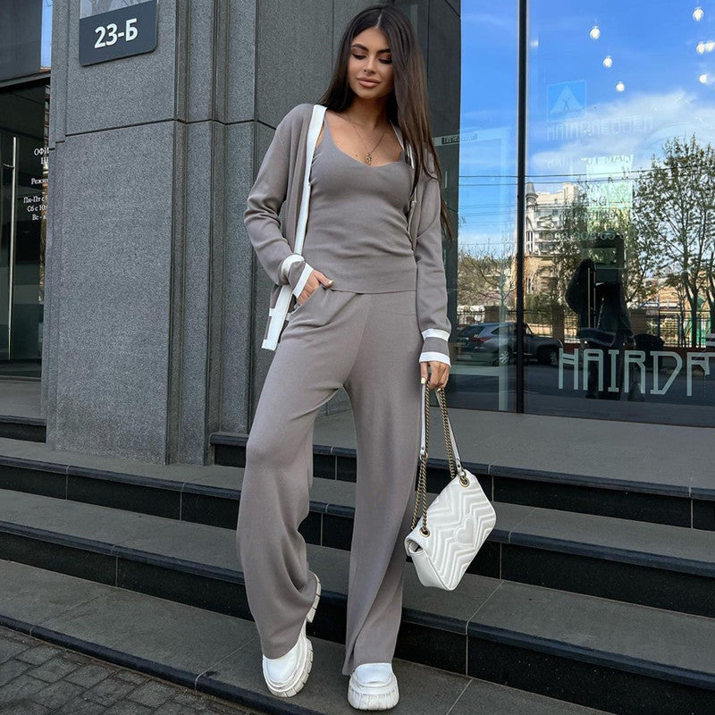 Casual knit loungewear set for women with high-quality zip cardigan and wide-leg pants Chic and Style