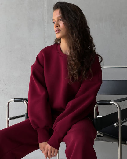 Chic and Style loose fit sweatshirt and jogger pants set for women