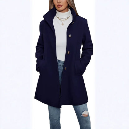 Ladies Elegant wool coat with high collar and practical pockets Chic and Style