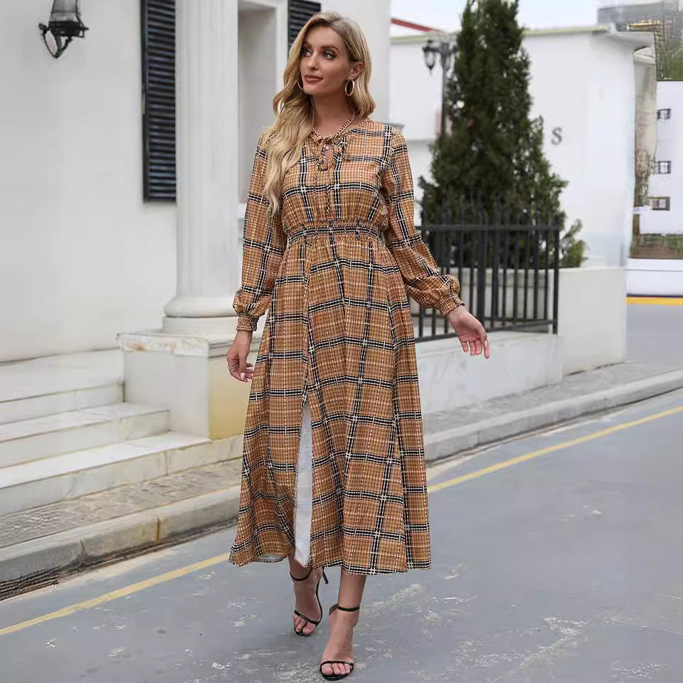 Robe maxi à motifs écossais pour femmes avec ceinture à la taille et volants Chic und Stil