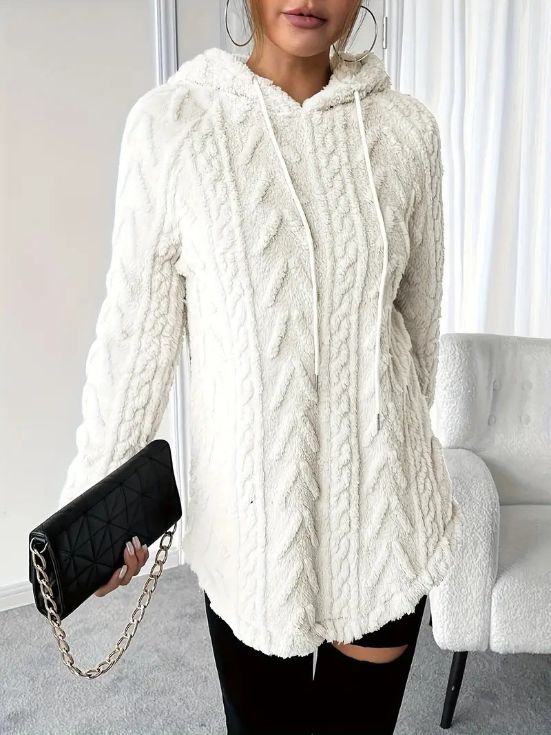 Dames Pull à capuche en peluche avec design en tresses Chic und Stil