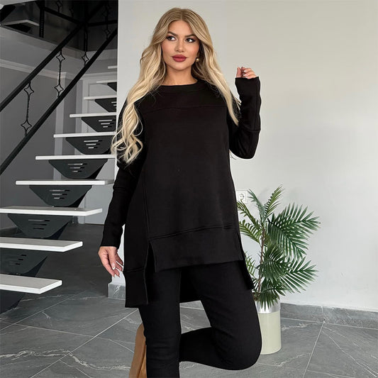 Casual sports set for women with oversized pullover and leggings Chic und Stil