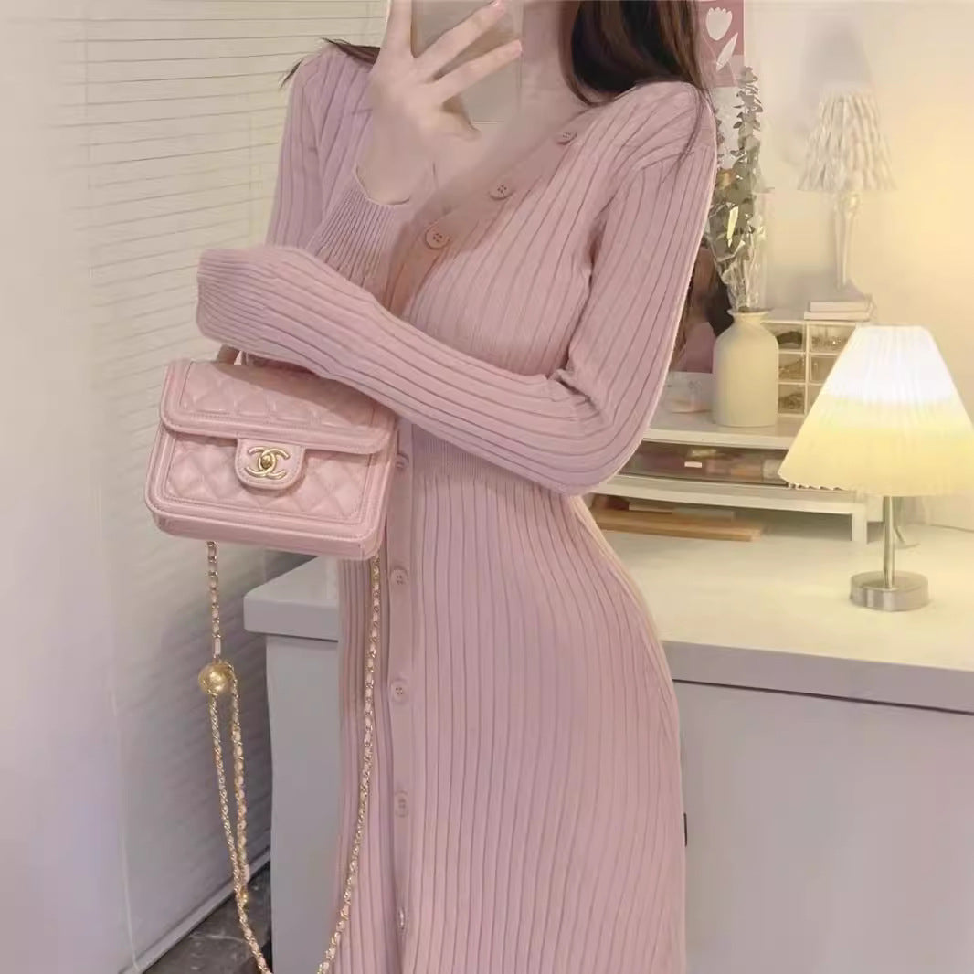 Robe midi décontractée pour femmes en fine maille côtelée avec patte de boutonnage Chic und Stil