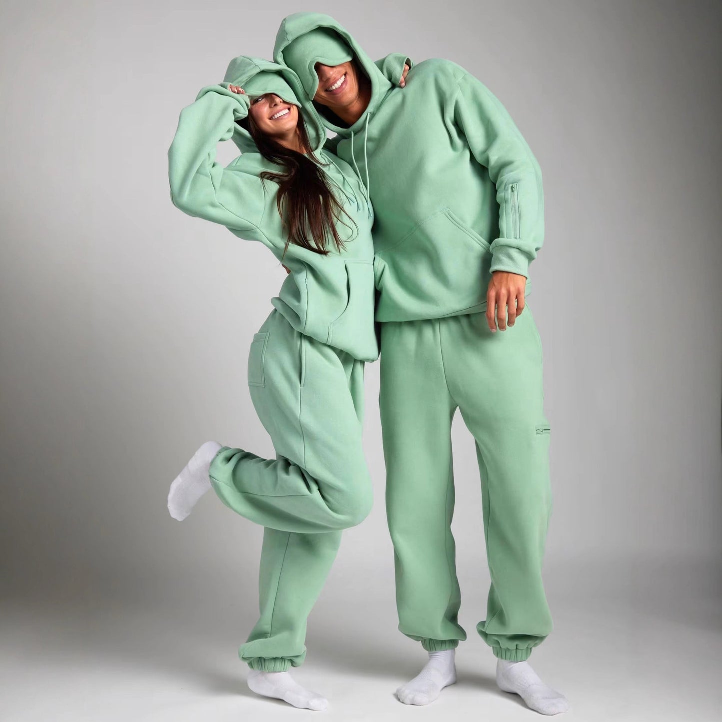Dames pull à capuche douillet avec masque de sommeil intégré Chic und Stil