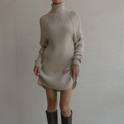 Robe tricotée pour femmes avec col haut et grandes manches Chic und Stil