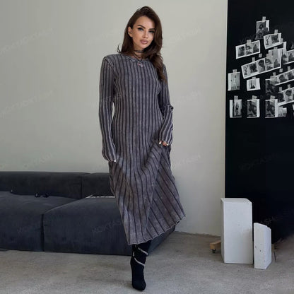 Robe maxi femme avec structure rayée et coupe élégante Chic und Stil