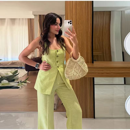 Dames Ensemble de costume de mariage élégant avec un haut ajusté et un style de pantalon large Chic und Stil