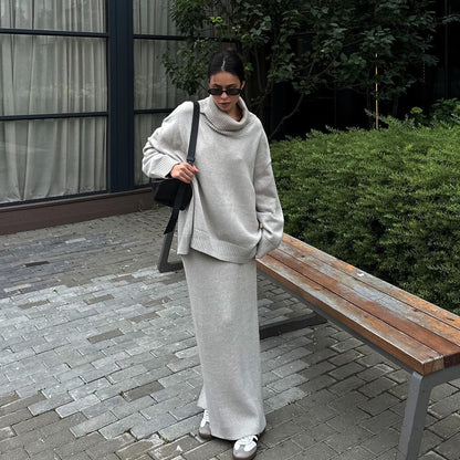 Comfortable knit set for women with high collar and flared pants Chic and Style