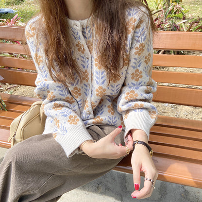 Dames confortable cardigan avec des motifs floraux et des boutons de haute qualité Chic und Stil