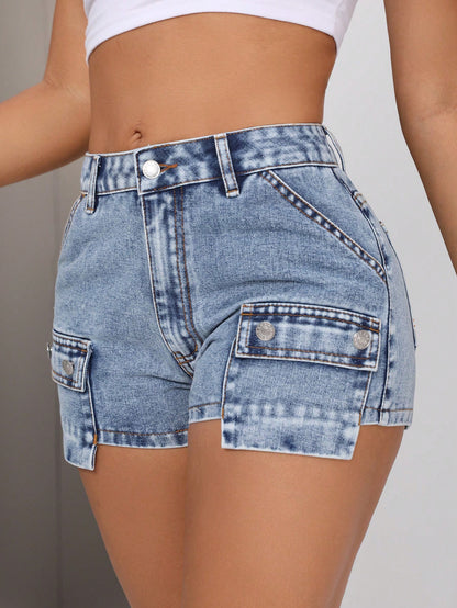 Femmes Shorts cargo tendance avec poches pratiques et taille haute Chic und Stil