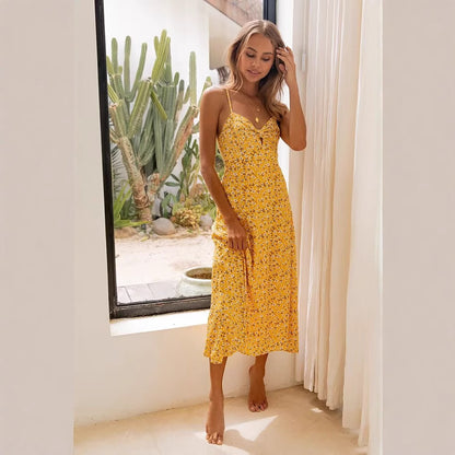 Robe d'été pour femmes avec un joli imprimé floral et des bretelles ludiques Chic und Stil