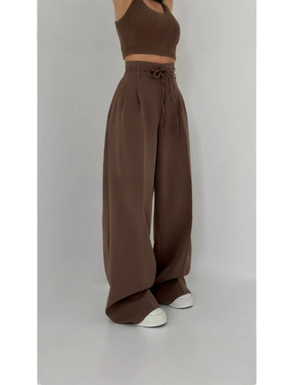 Pantalon chino ample pour femmes avec taille haute et cordon de serrage ajustable Chic und Stil