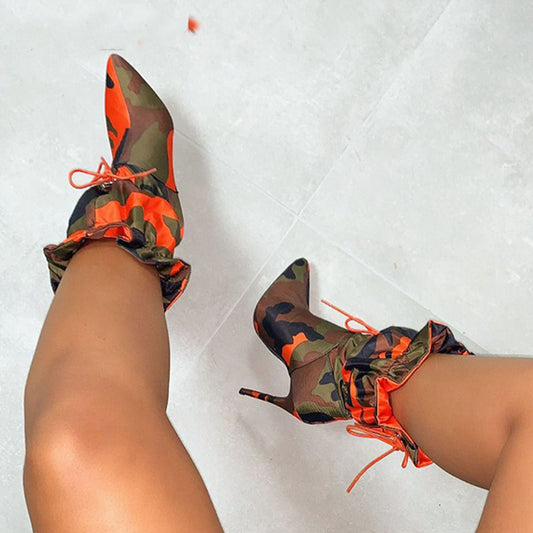 Bottes à talons hauts pour femmes avec design camouflage et lacets Chic und Stil