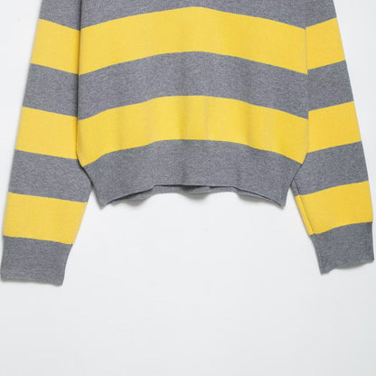 Pull-over décontracté pour dames avec un col moderne et des rayures frappantes Chic und Stil