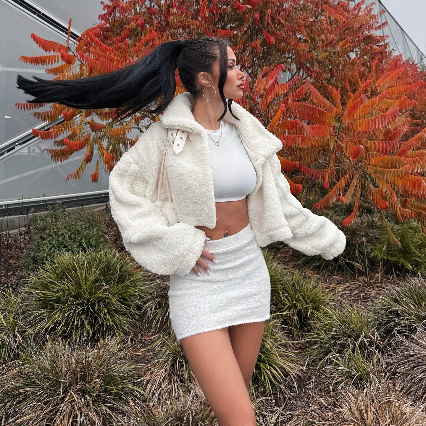 Dames Fleece Jacket avec coupe cropped et boutons amovibles Chic und Stil