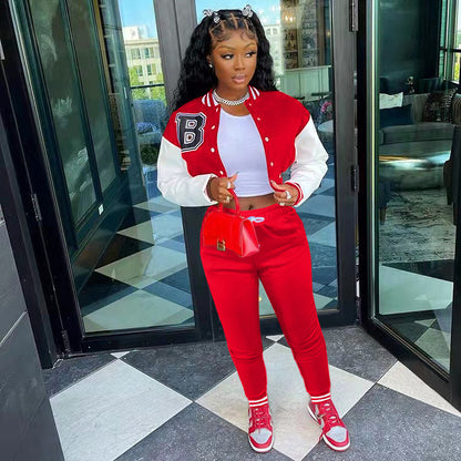 Oversized casual outfit for women with cropped jacket and jogger pants Chic und Stil