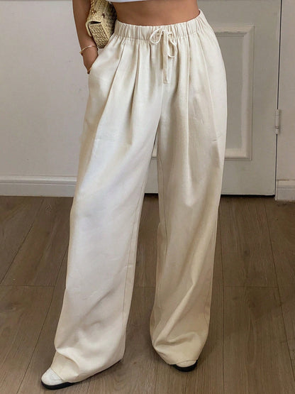 Linen wide-leg pants for women with elastic waistband and practical pockets Chic and Style