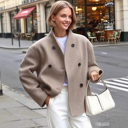 Women wool coat with classic cut Chic and Style