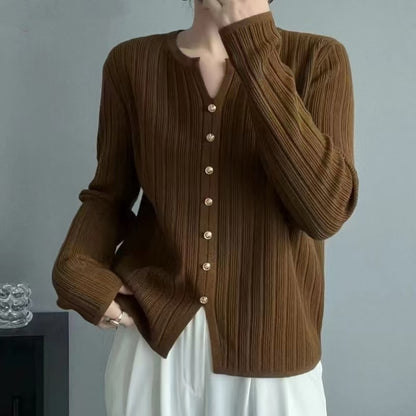 Blouse en tricot fin pour femmes avec patte de boutonnage Chic und Stil