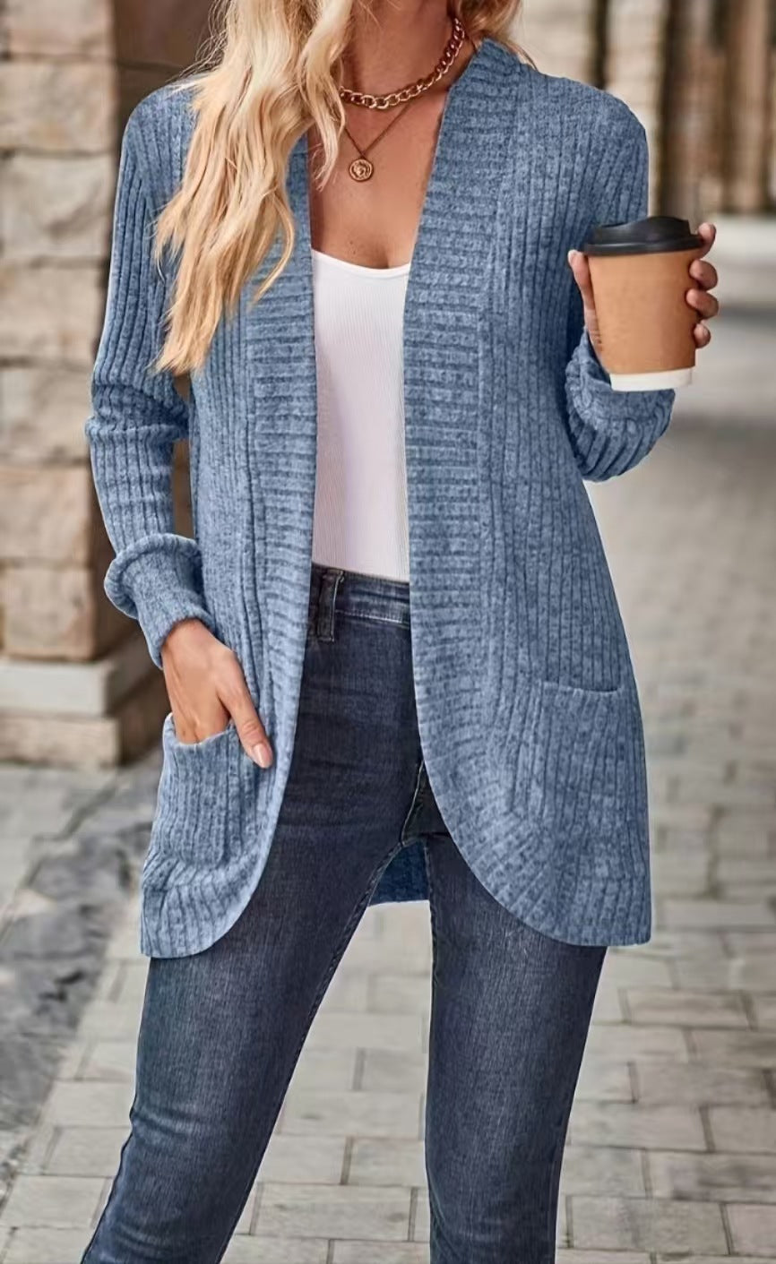 Dames cardigan décontracté avec poches et design texturé Chic und Stil