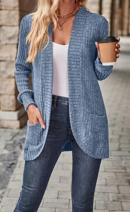 Dames cardigan décontracté avec poches et design texturé Chic und Stil