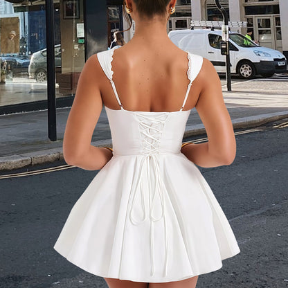 Robe mini femme avec corsage et volants Chic und Stil