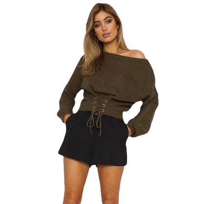 Pull-over court en tricot pour femmes avec des détails frangés et un laçage décoratif Chic und Stil