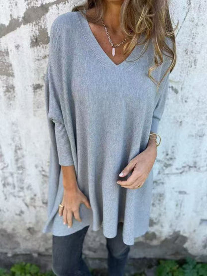 Pull oversized pour femmes à décolleté en V au design aérien Chic und Stil