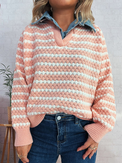Pull en tricot pour femme avec un décolleté en V profond et un motif rayé marqué Chic und Stil