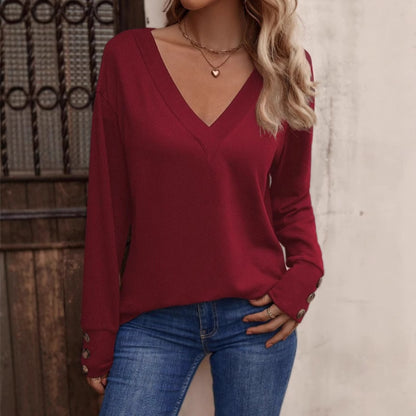 Pull-over à col en V pour femmes avec détails en bouton Chic und Stil
