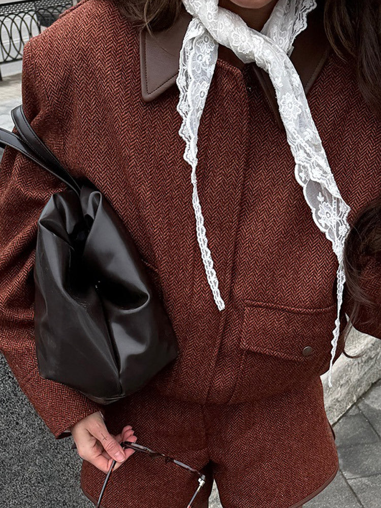 Nothing to translate. / L