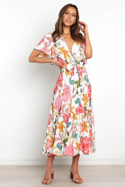 Robe maxi florale pour femmes avec manches à volants Chic und Stil