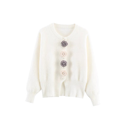 Dames cardigan douillet avec des détails floraux élégants Chic und Stil