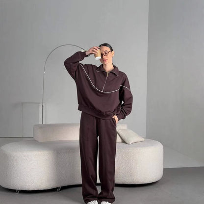 Casual women's set with modern zipper and wide pants Chic and Style