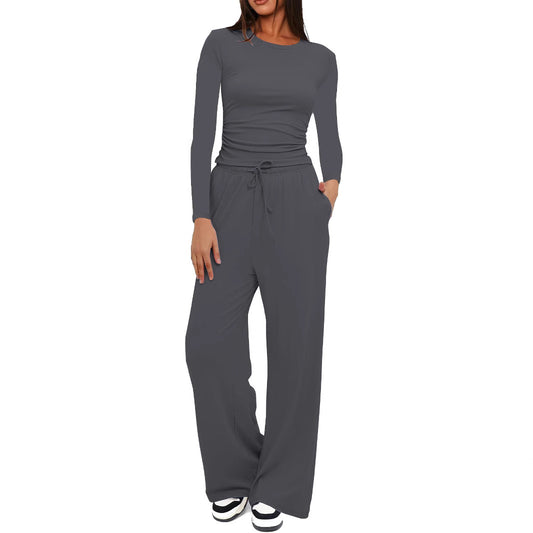 Costume de lounge confortable pour femmes avec un pantalon large Chic und Stil