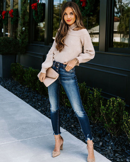 Pull-over court pour femmes avec col montant et texture côtelée Chic und Stil