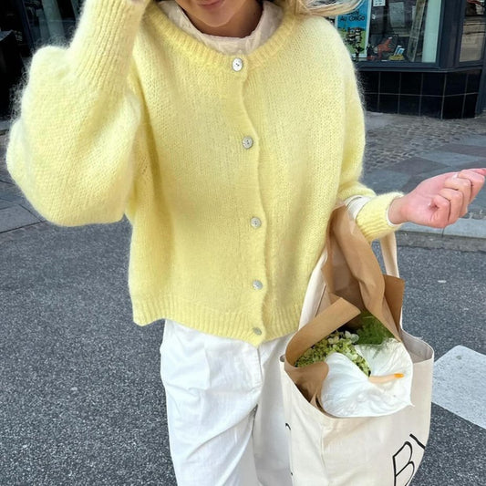 Cardigan en tricot douillet pour femmes avec détails en boutons Chic und Stil