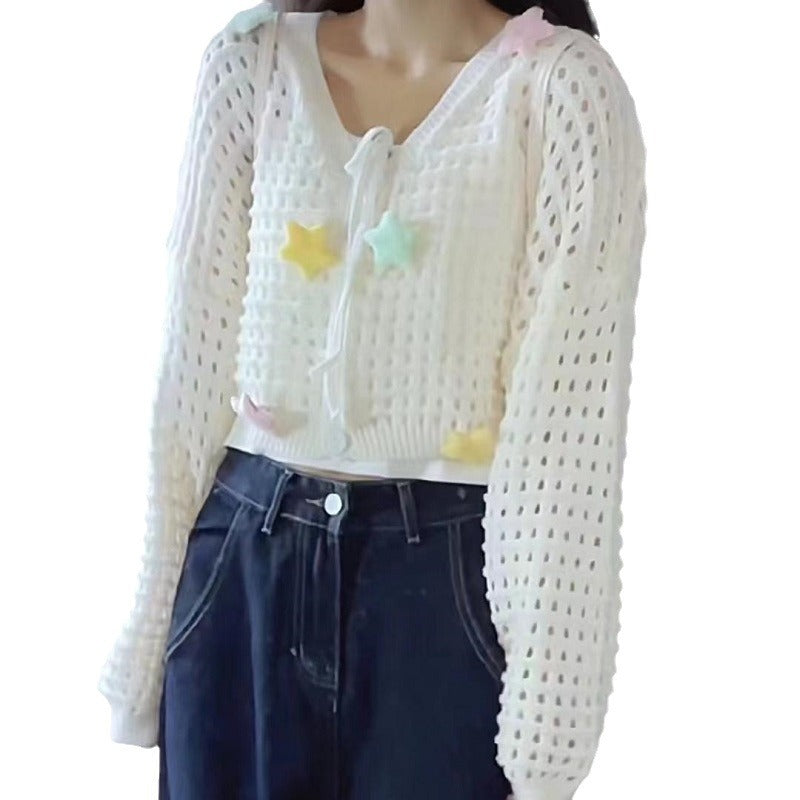 Dames cardigan léger avec des applications d'étoiles colorées et cordon de serrage Chic und Stil