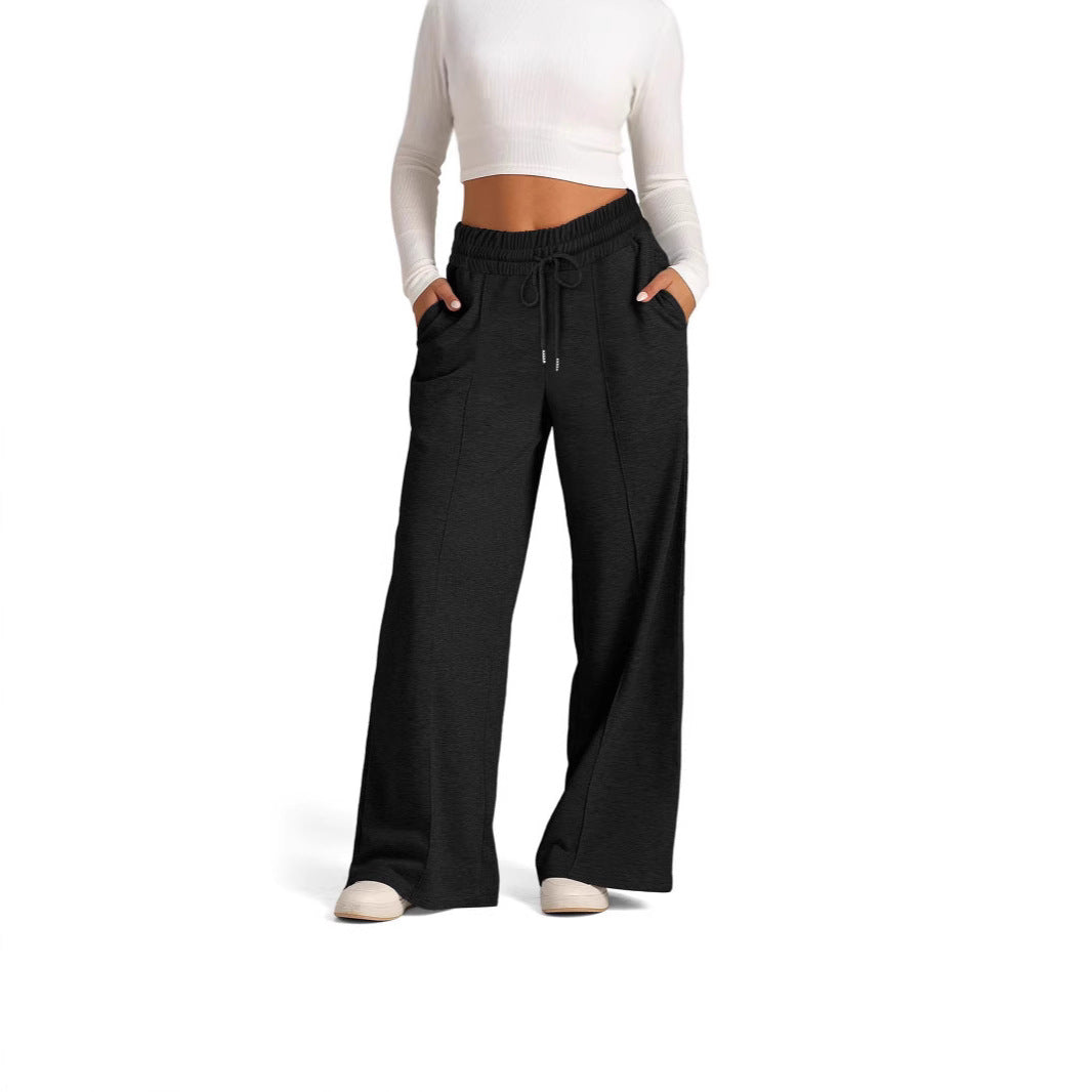 Women's sweatpants with a loose fit and practical pockets Chic und Stil