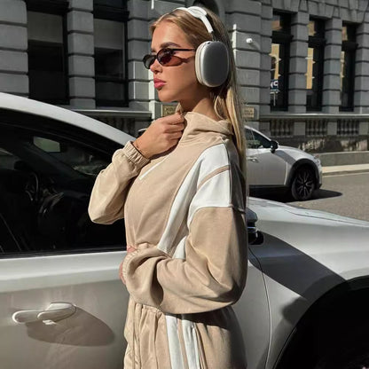 Dames Ensemble de loisirs sportif avec capuche et fermeture éclair Chic und Stil