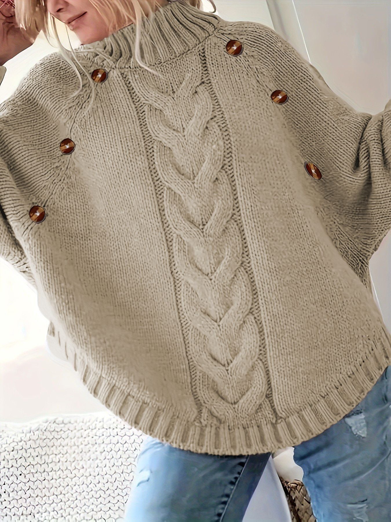 Dames gros pull en tricot avec col haut et détails de boutons Chic und Stil