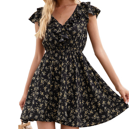 Robe décontractée à manches courtes pour femmes avec des détails en volants et un motif floral Chic und Stil