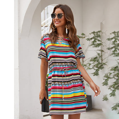 Robe décontractée pour femmes avec lien de taille élastique et poches latérales Chic und Stil
